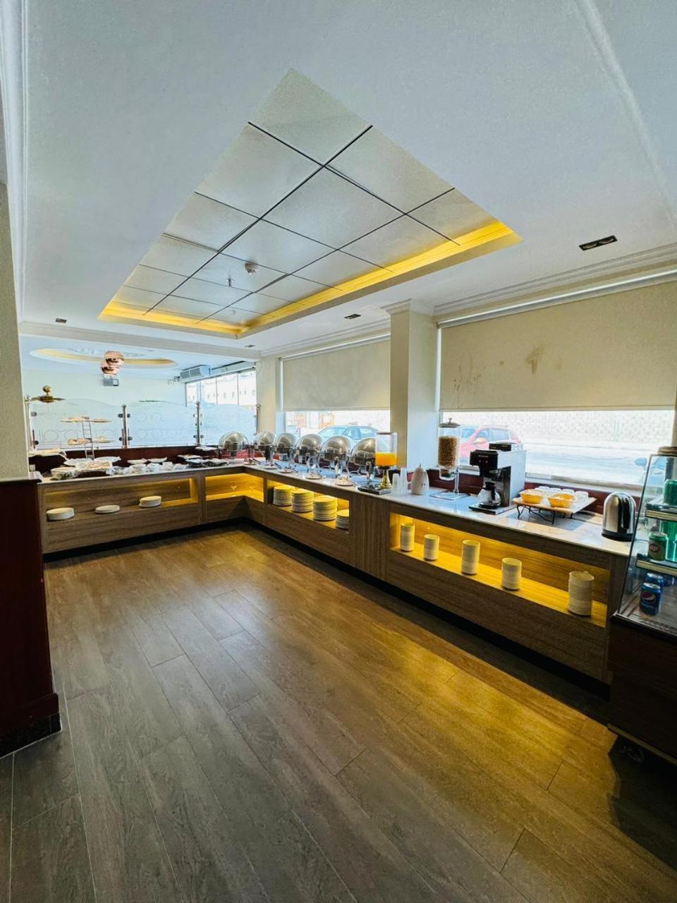 Jubail Inn Eksteriør bilde